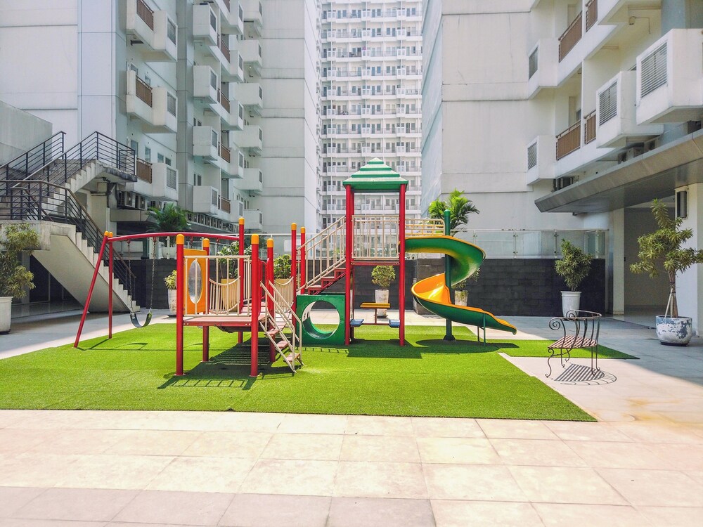 Children's play area - outdoor