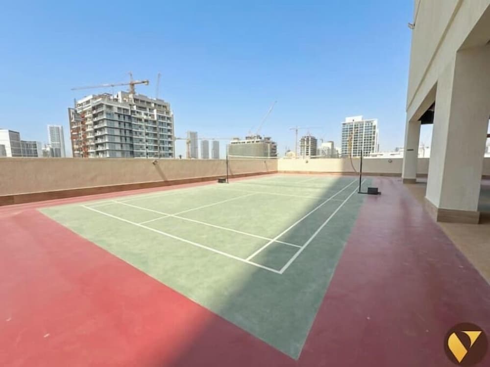 Tennis court