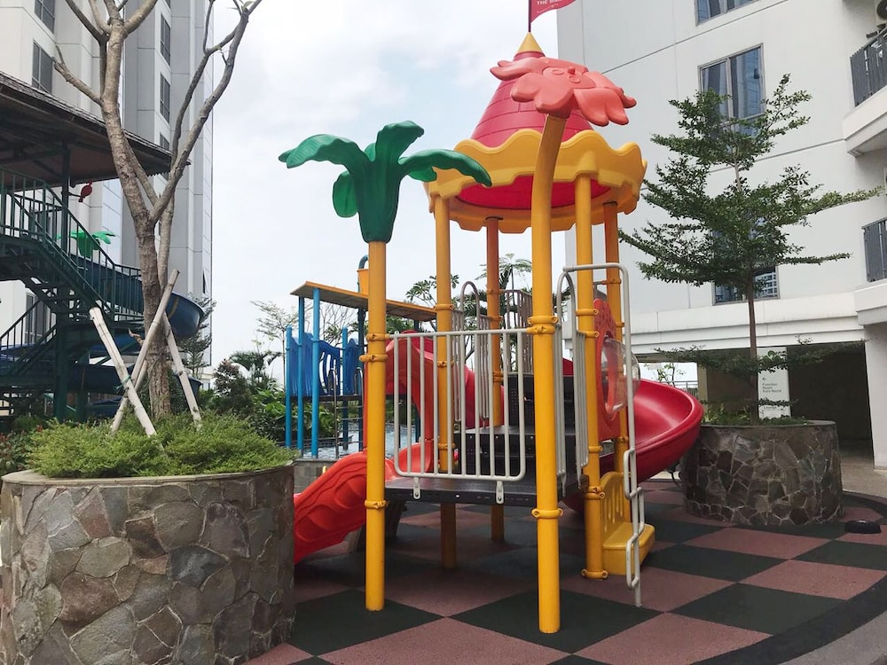 Children's play area - outdoor