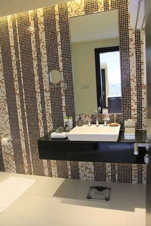 thumbnail: Bathroom amenities