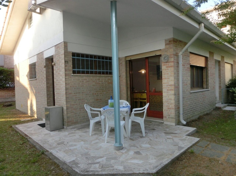 Primary image