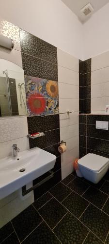 468503253.jpg