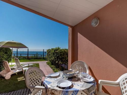877388275.jpg