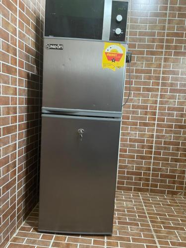 599296446.jpg
