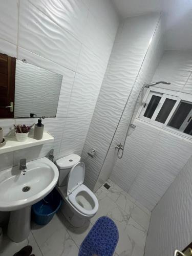 599516320.jpg