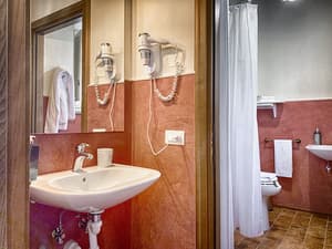 thumbnail: Bathroom sink