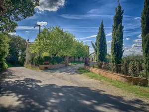 thumbnail: Property entrance