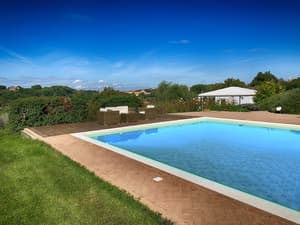 thumbnail: Pool