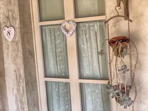 thumbnail: Interior entrance
