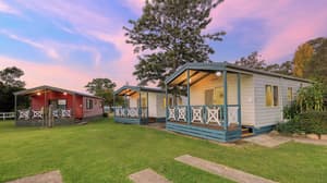 thumbnail: Exterior
