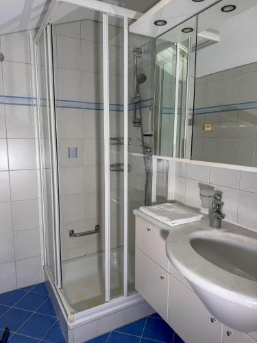 882172084.jpg