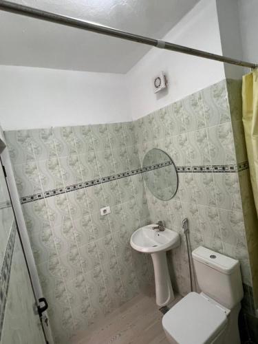 831824432.jpg
