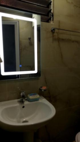 689638701.jpg