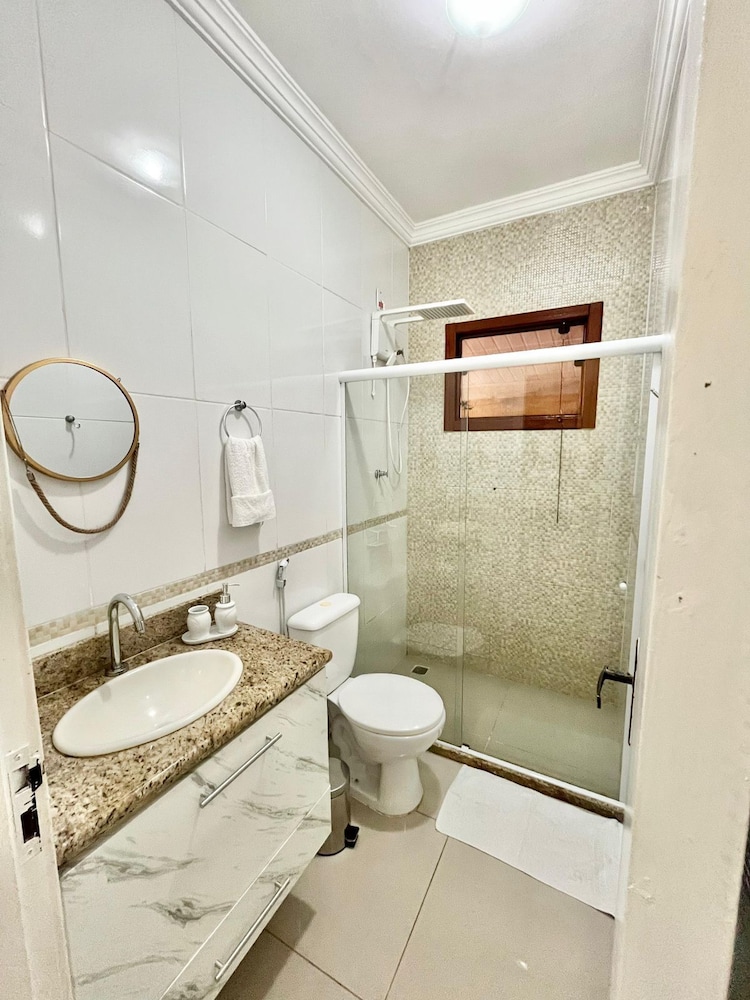 Bathroom shower
