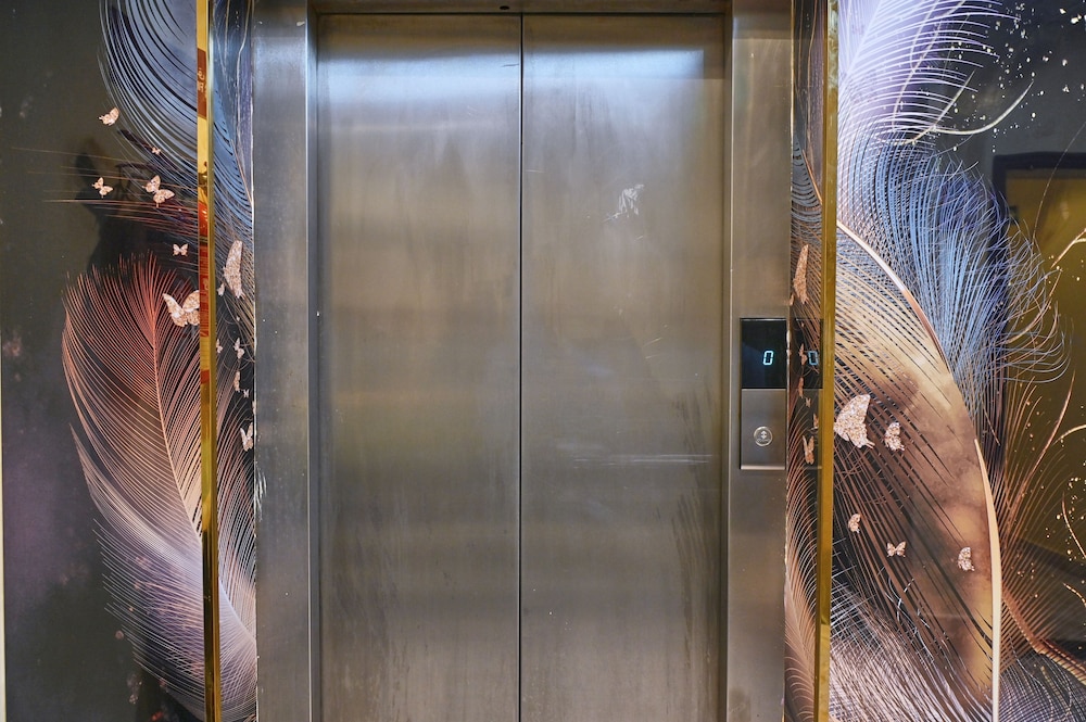 Elevator