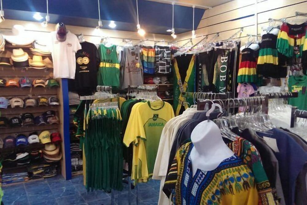 Shopping mall