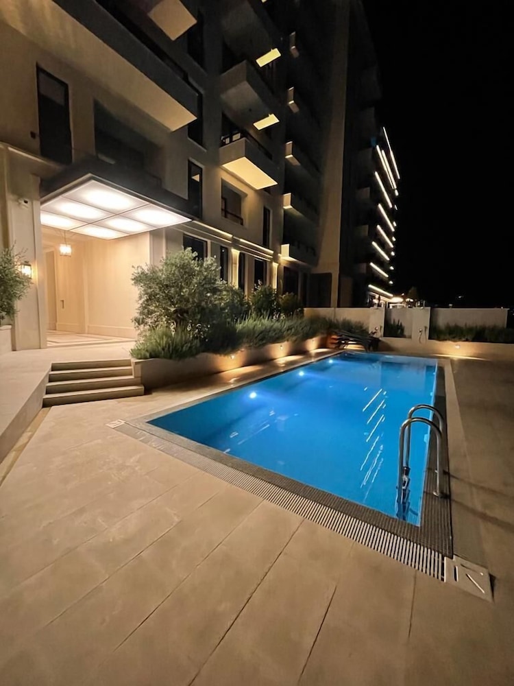 Front of property - evening/night