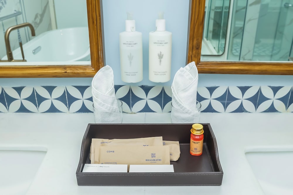 Bathroom amenities
