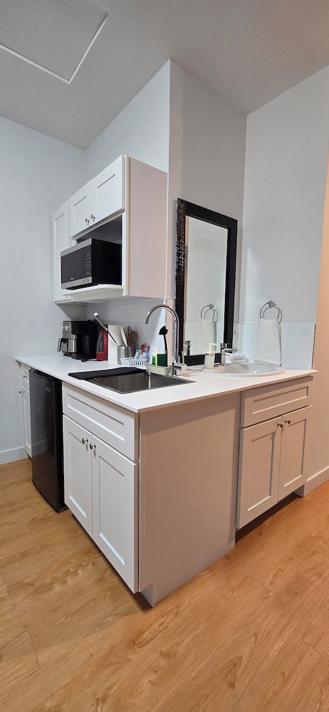 Private kitchenette