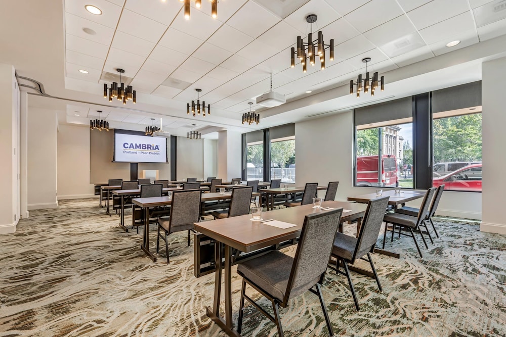 Meeting facility