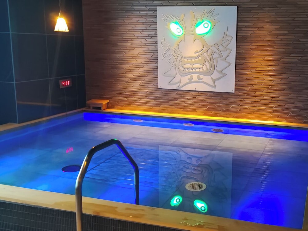 Public bath