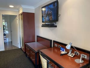 thumbnail: Room amenity