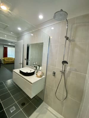 thumbnail: Bathroom