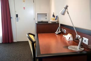 thumbnail: In-room business center