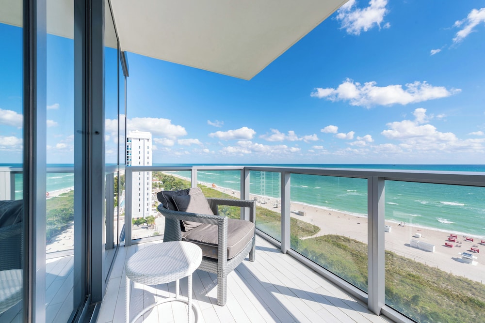 Beach/ocean view