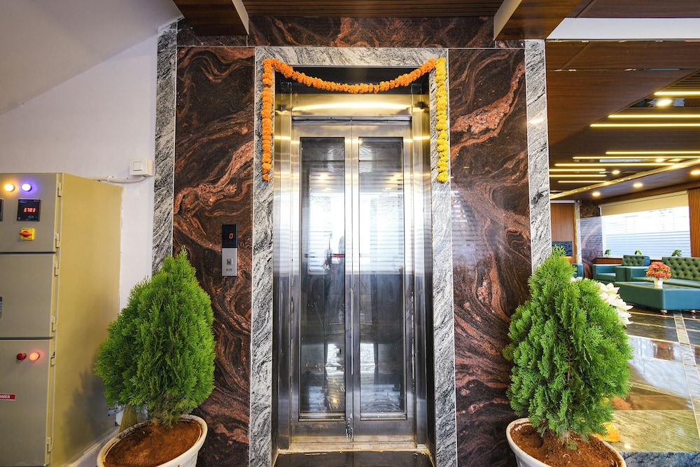Elevator