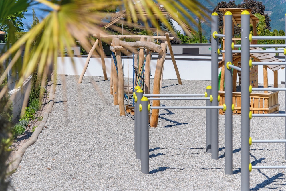 Children's play area - outdoor