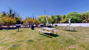thumbnail: Terrace/patio