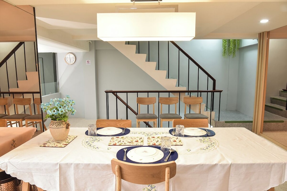 Shared kitchen facilities