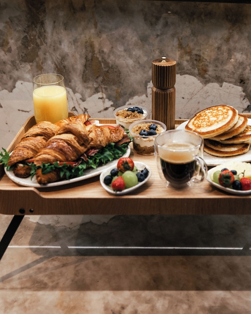 Breakfast meal