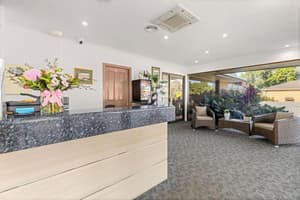 thumbnail: Reception