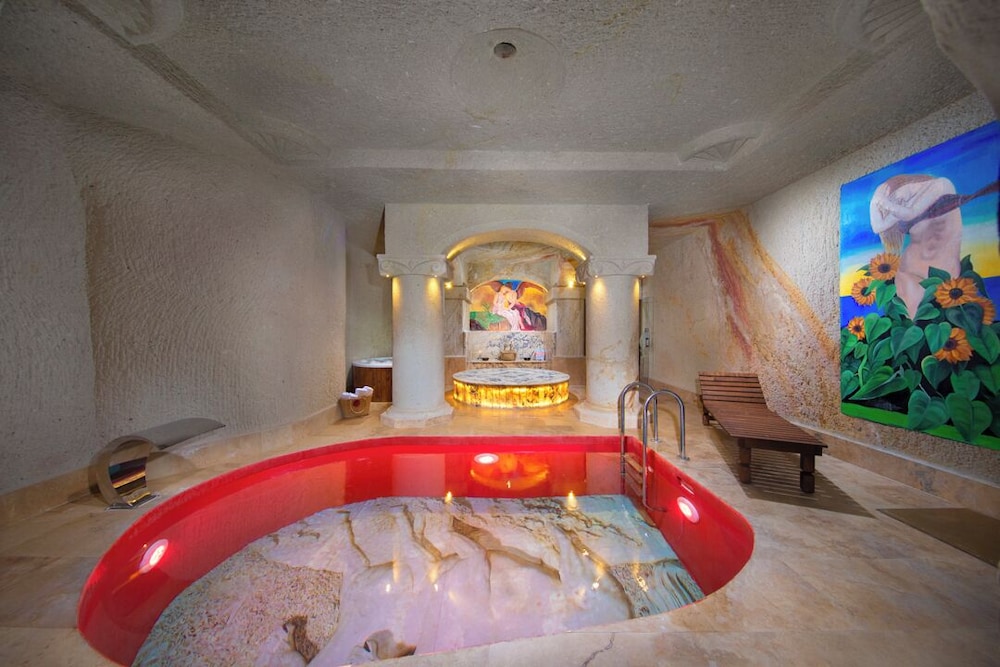 Private pool