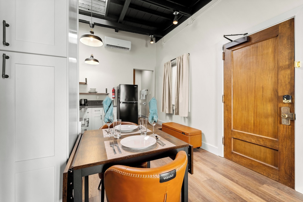 In-room dining