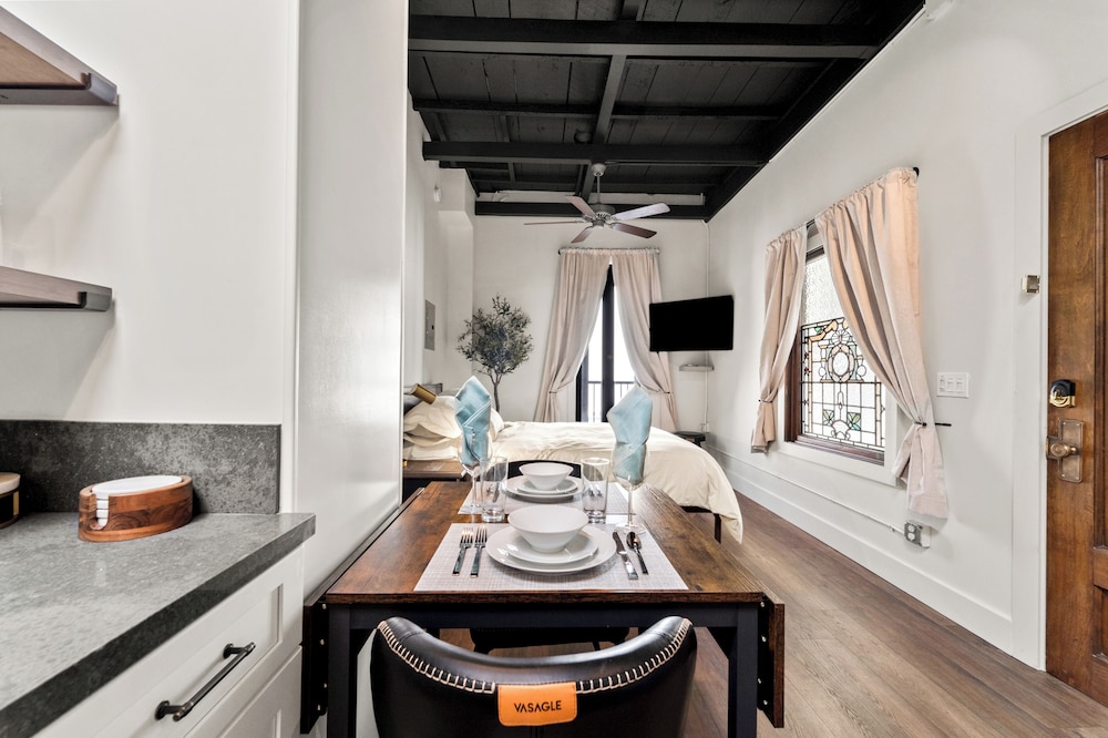 In-room dining