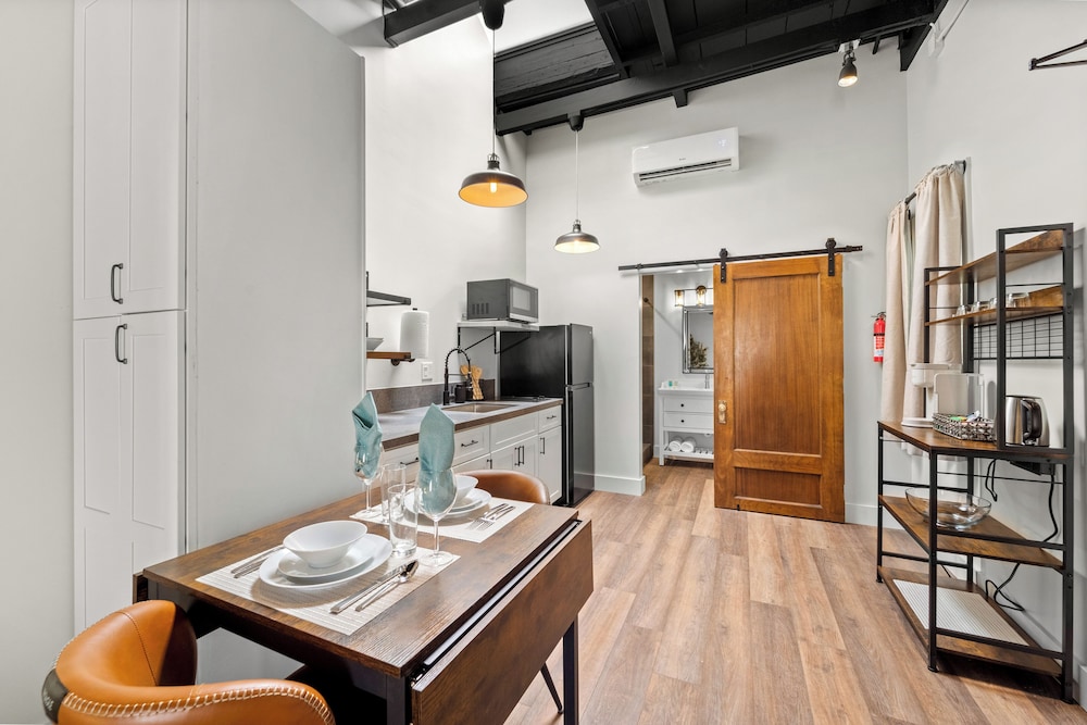 In-room dining