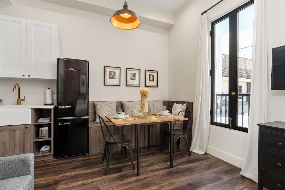 In-room dining