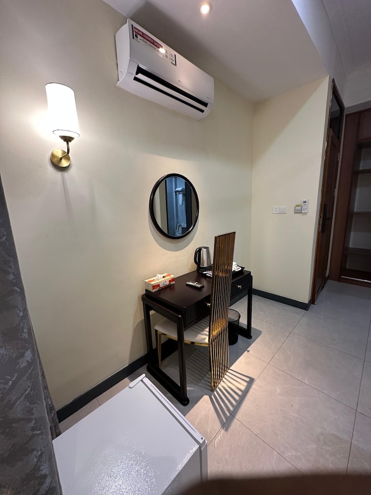Room amenity