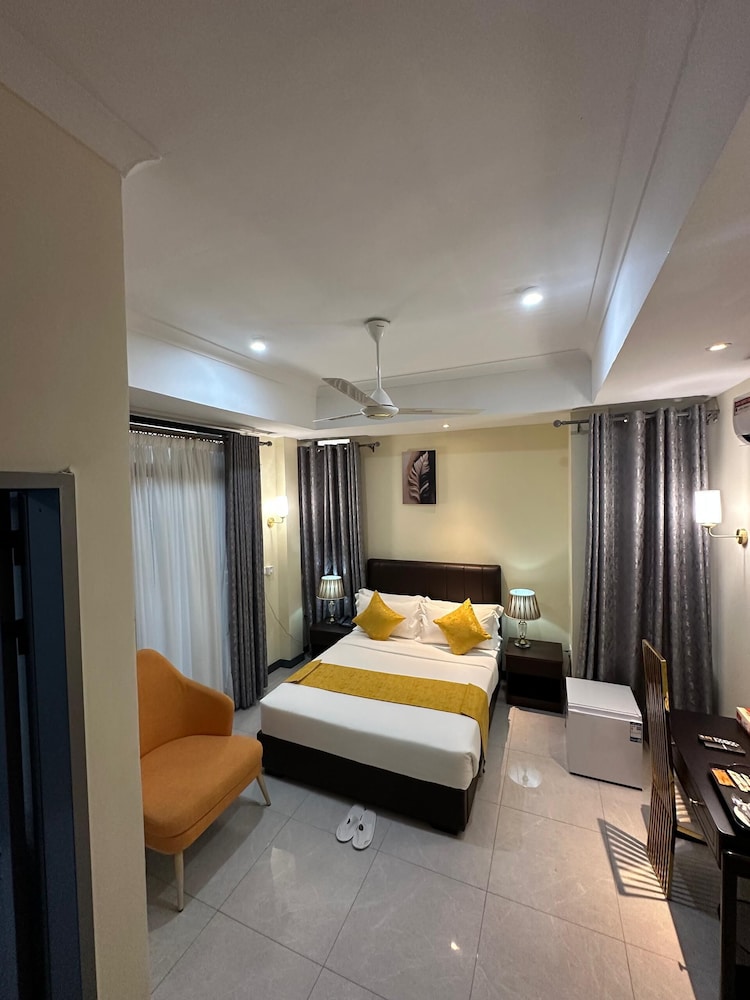 Room amenity