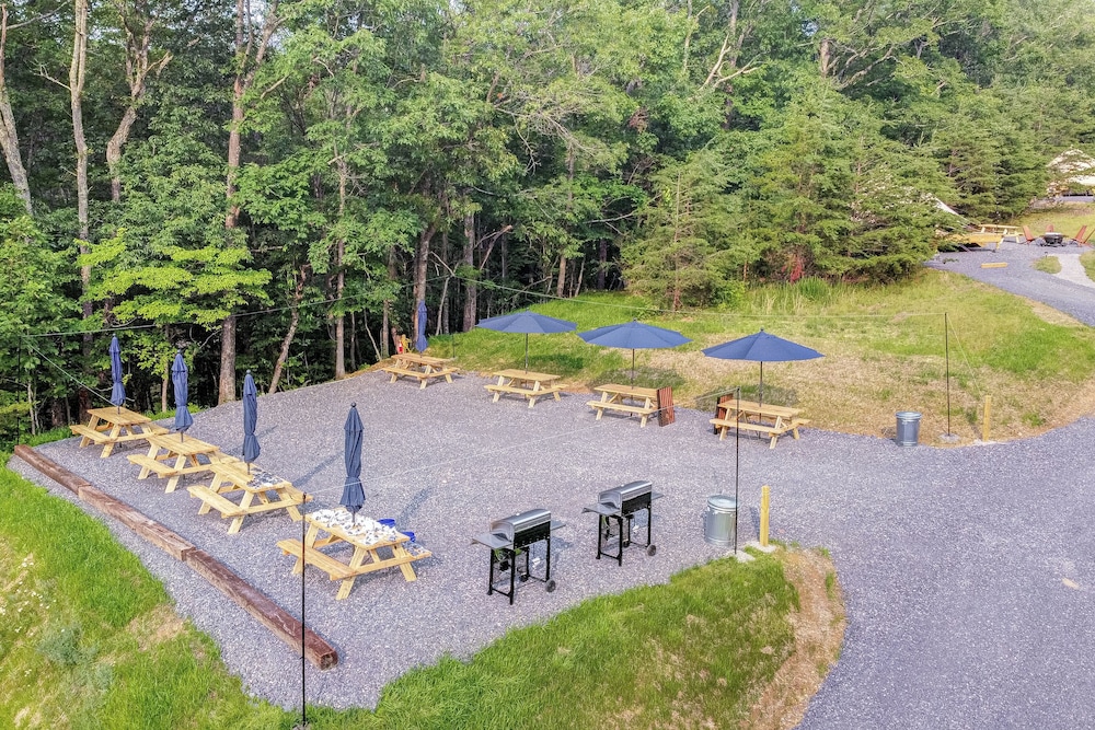 BBQ/picnic area