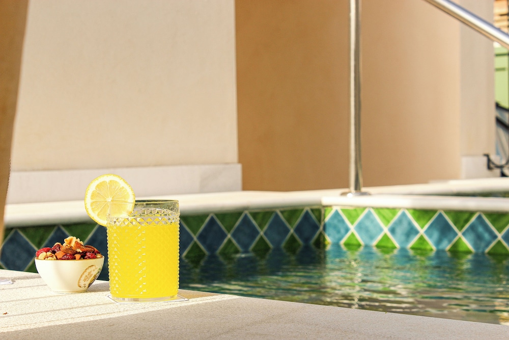 Rooftop pool