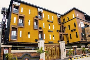 American Court Hotels