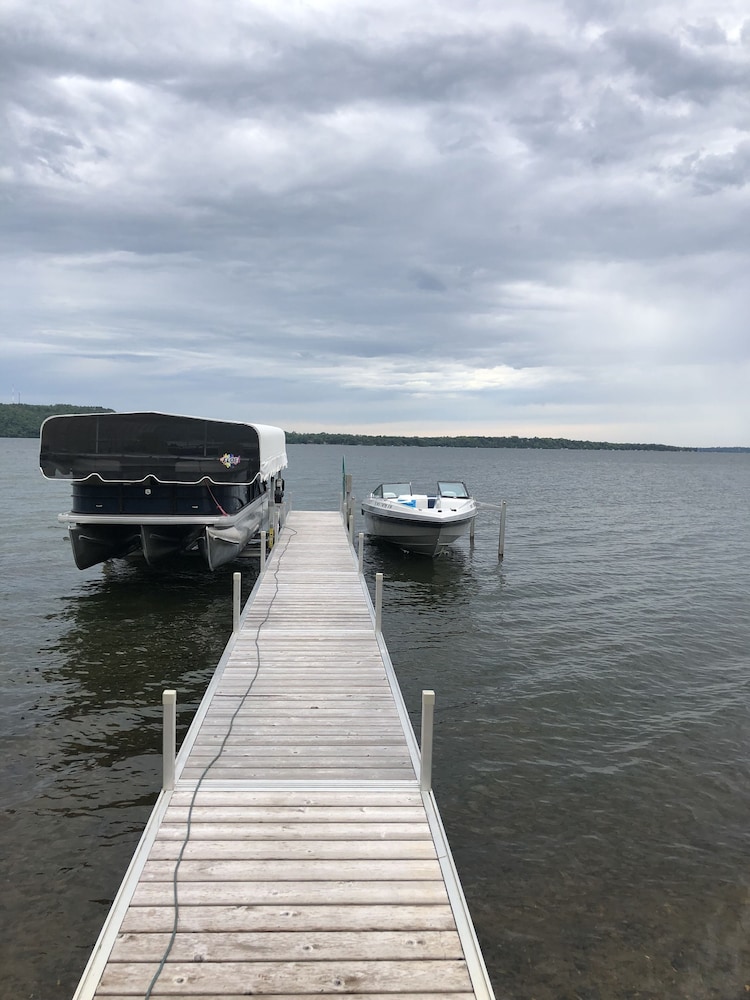 Dock