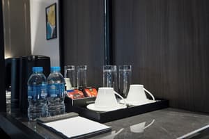 thumbnail: In-room business center