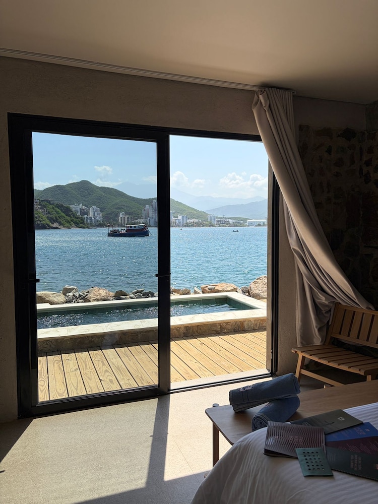 Beach/ocean view