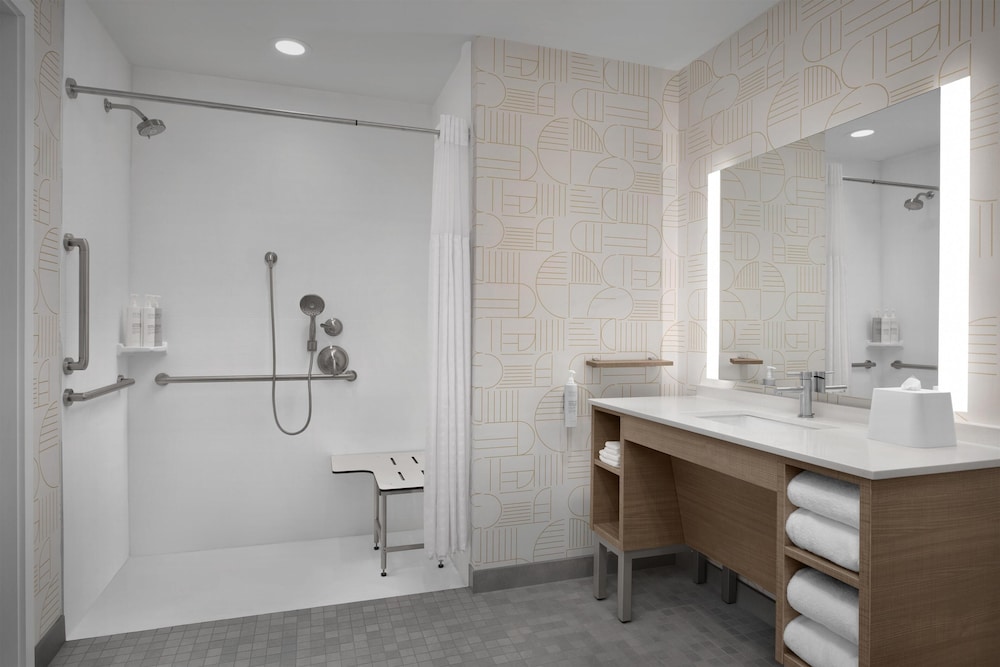 Bathroom shower