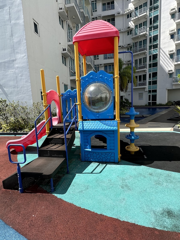 Children's play area - outdoor